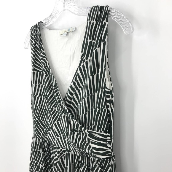 Boden Pretty Ruched Wrap Dress Green V-Neck - Picture 5 of 11